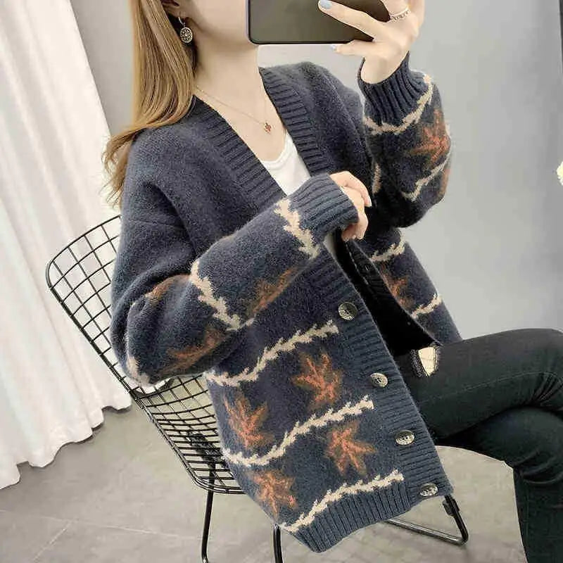 Maple Leaf Jacquard Knitted Loose Women's Cardigan
